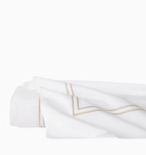 Load image into Gallery viewer, Full Queen Flat Sheet 96X114 - Grande Hotel Collection - By Sferra
