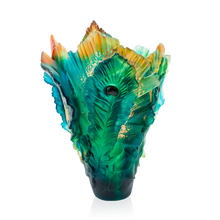 Load image into Gallery viewer, Fleur de Paon Large Gilded Vase