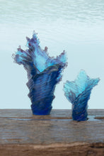 Load image into Gallery viewer, Coral Sea Medium Vase