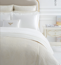 Load image into Gallery viewer, Standard Sham 21X26 - Sferra Giza 45 Seta Collection - By Sferra