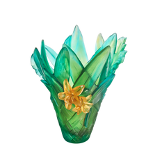 Load image into Gallery viewer, Large Tressage Vase