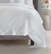 Load image into Gallery viewer, King Duvet Cover 106X92 - Giza Jacquard Collection - By Sferra
