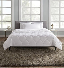 Load image into Gallery viewer, Cal King Mattress Pad - Arcadia Collection - By Sferra