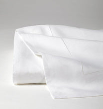 Load image into Gallery viewer, Full Queen Flat Sheet 96X114 - Classico Collection - By Sferra