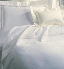 Load image into Gallery viewer, King Flat Sheet 114X114 - Diamante Collection - By Sferra