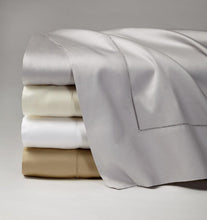 Load image into Gallery viewer, Twin Flat Sheet 74X114 - Fiona Collection - By Sferra