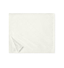 Load image into Gallery viewer, Queen Duvet Cover 88X92 - Sf Giza 45 Quatrefoil Collection - By Sferra