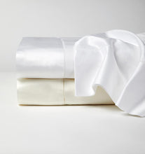 Load image into Gallery viewer, King Flat Sheet 114X114 - Giza Sateen Collection - By Sferra