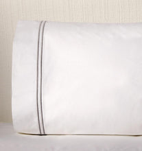 Load image into Gallery viewer, Standard Pillow Case 22X33 - Grande Hotel Collection - By Sferra