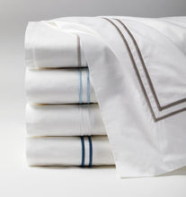 Load image into Gallery viewer, Full Queen Flat Sheet 96X114 - Grande Hotel Collection - By Sferra
