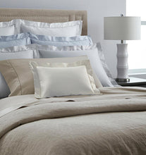 Load image into Gallery viewer, Twin Flat Sheet 74X114 - Lucio Collection - By Sferra