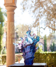 Load image into Gallery viewer, Mer de Coral Vase Large
