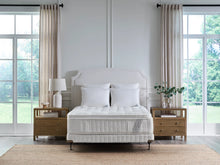 Load image into Gallery viewer, Nuvole CV Pillowtop Mattress

