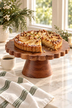 Load image into Gallery viewer, Natural Scalloped Cake Stand

