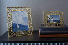 Load image into Gallery viewer, Heart Photo Frame Gold 4x6 - By Michael Aram
