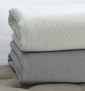 Full/Queen Blanket 100X100 - Corino Collection - By Sferra