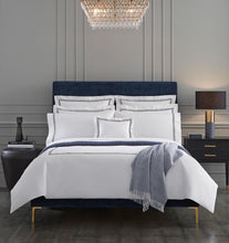 Load image into Gallery viewer, Full/Queen Duvet Cover 88X92 - Grande Hotel Collection - By Sferra
